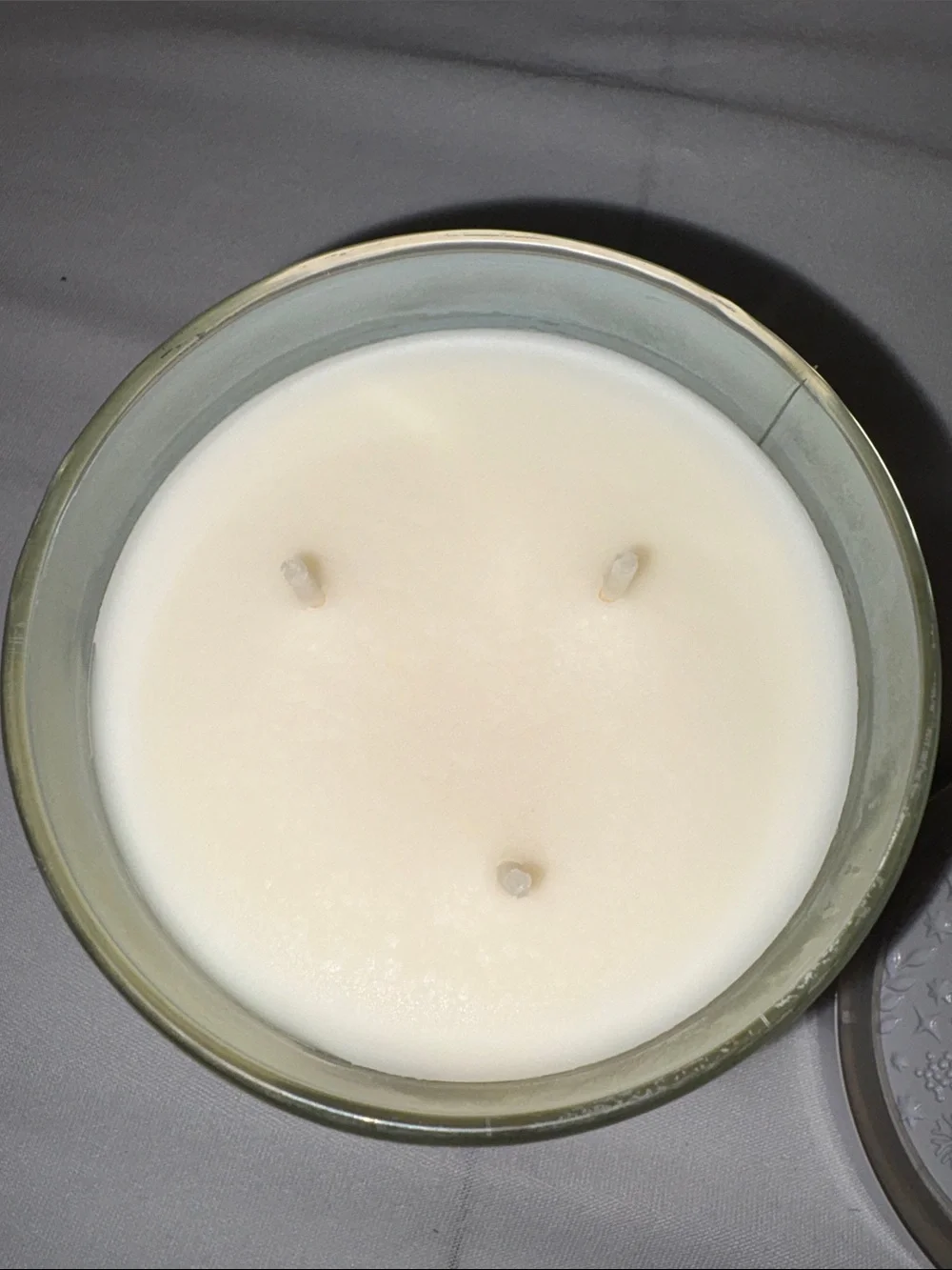 Bath & Body Works White Barn candle 14.5 oz 3 wick new Vanilla Balsam
